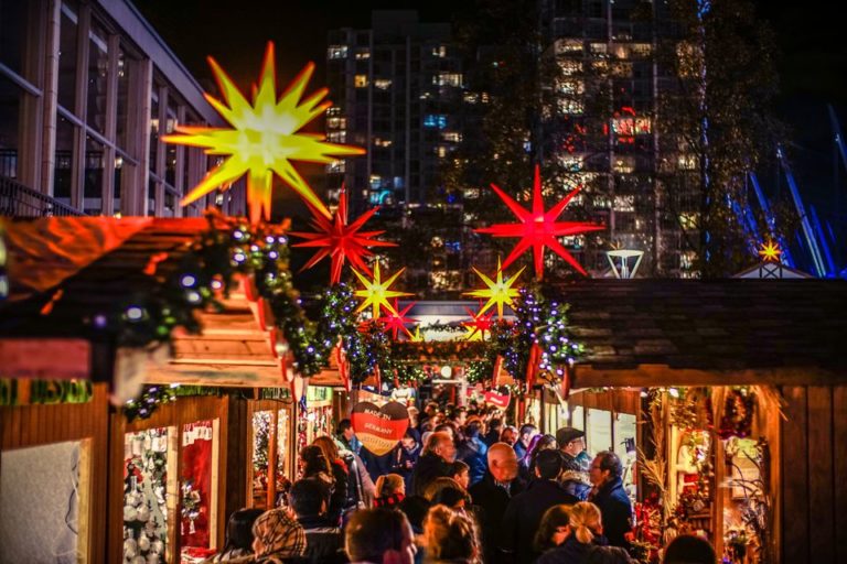5 Activities to do in Vancouver at Christmas time  Norteway